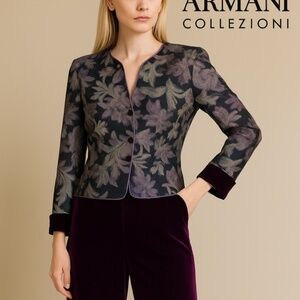 🆕🏷️ Armani Vintage Floral Silk Bend Two-Piece Ensemble   Made in Italy